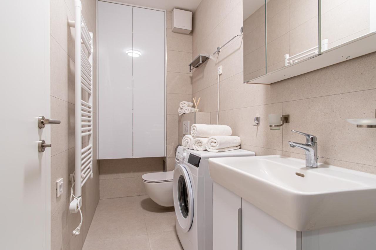 Ledeno More Luxury Apartments 스플리트 외부 사진