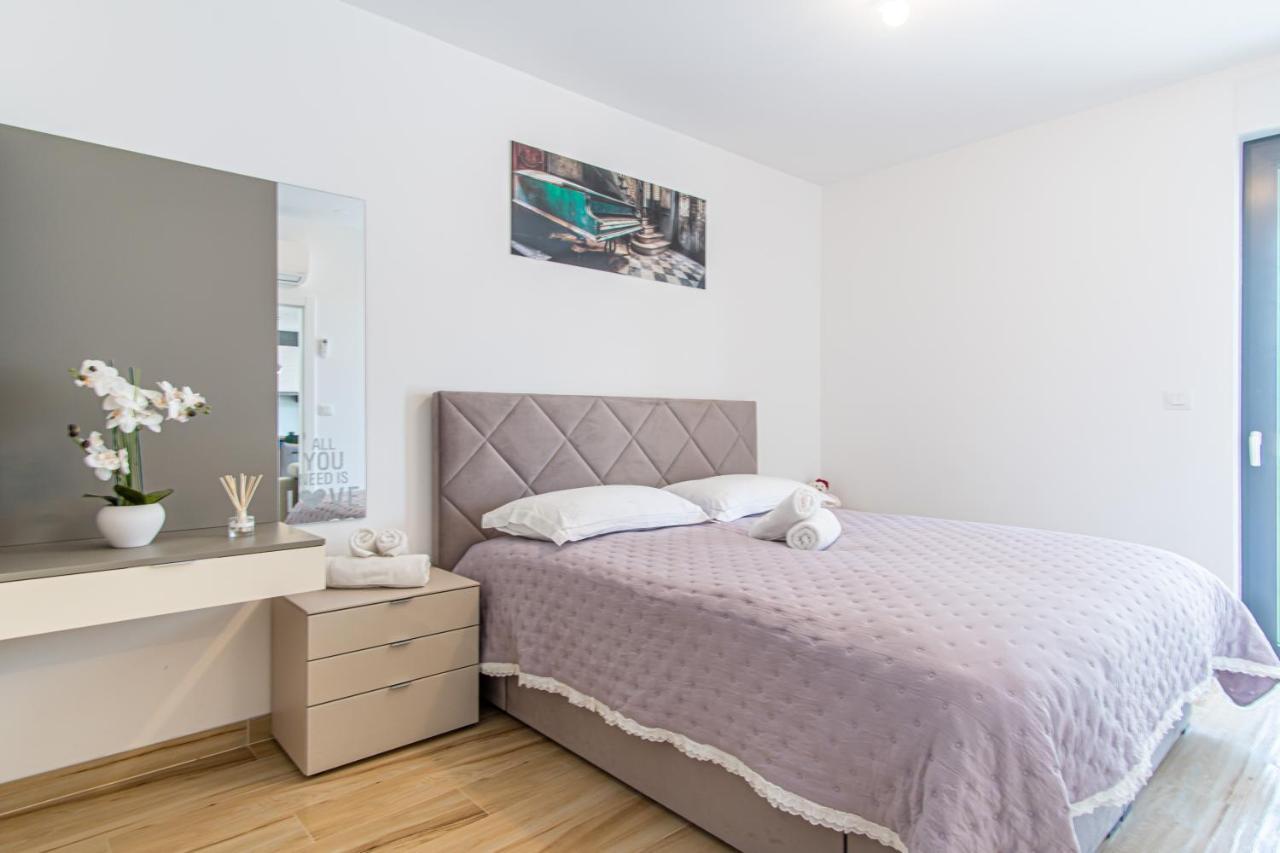 Ledeno More Luxury Apartments 스플리트 외부 사진