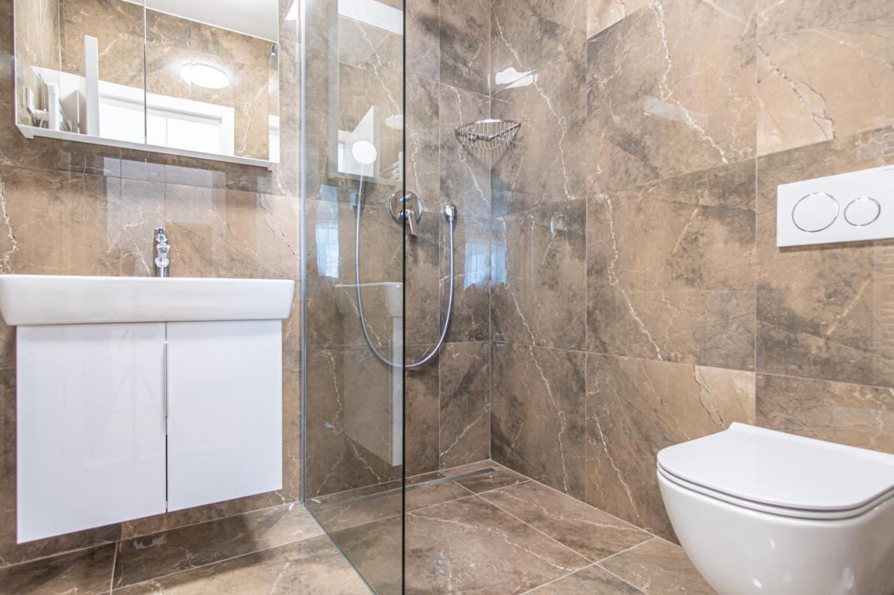 Ledeno More Luxury Apartments 스플리트 외부 사진