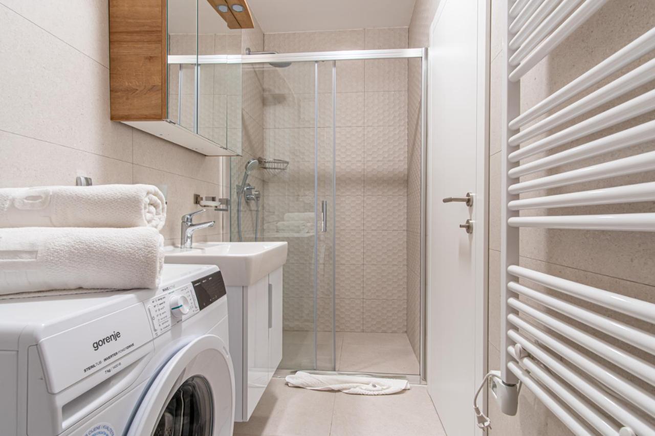 Ledeno More Luxury Apartments 스플리트 외부 사진