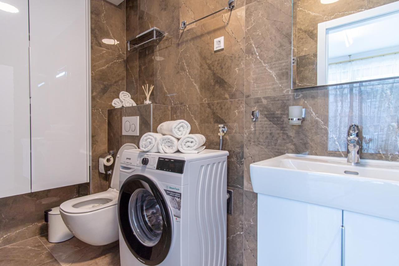 Ledeno More Luxury Apartments 스플리트 외부 사진