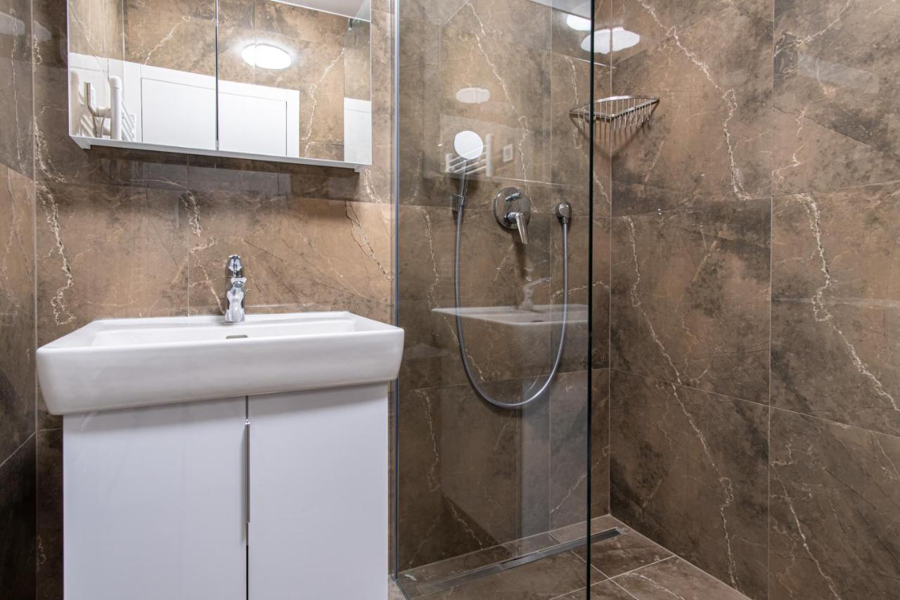 Ledeno More Luxury Apartments 스플리트 외부 사진