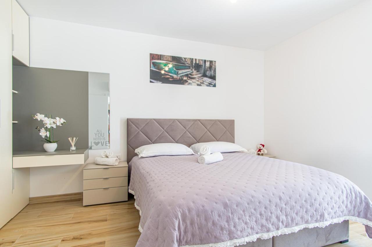 Ledeno More Luxury Apartments 스플리트 외부 사진